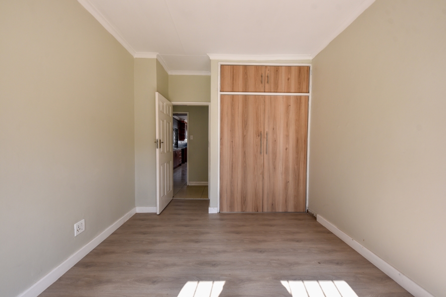 4 Bedroom Property for Sale in Garsfontein Gauteng