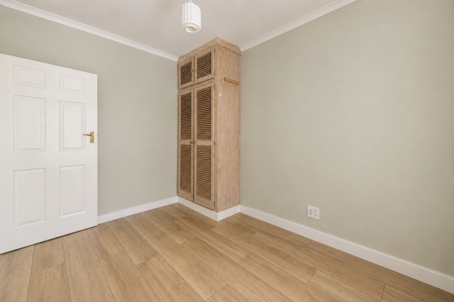 4 Bedroom Property for Sale in Garsfontein Gauteng