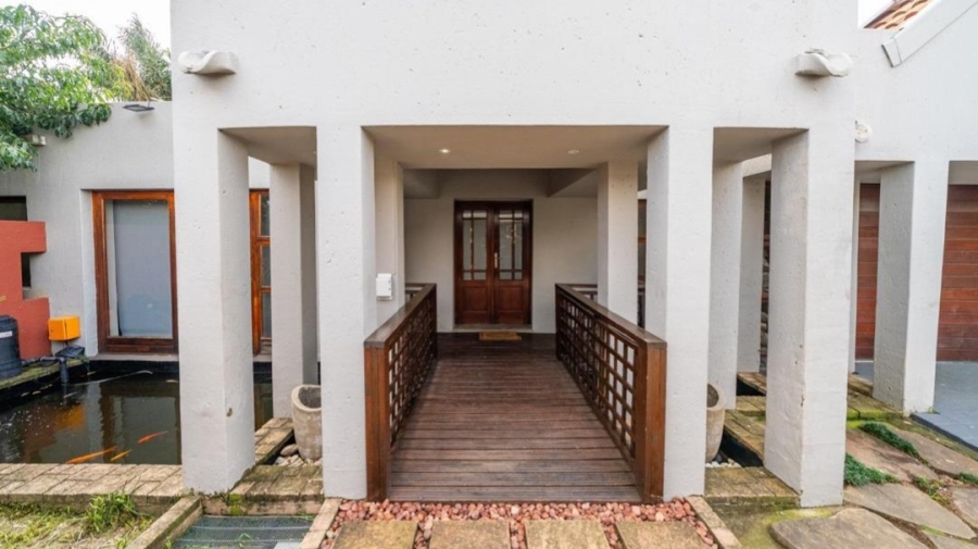 3 Bedroom Property for Sale in Glen Marais Gauteng