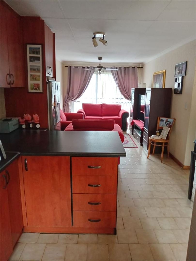 2 Bedroom Property for Sale in Birch Acres Gauteng