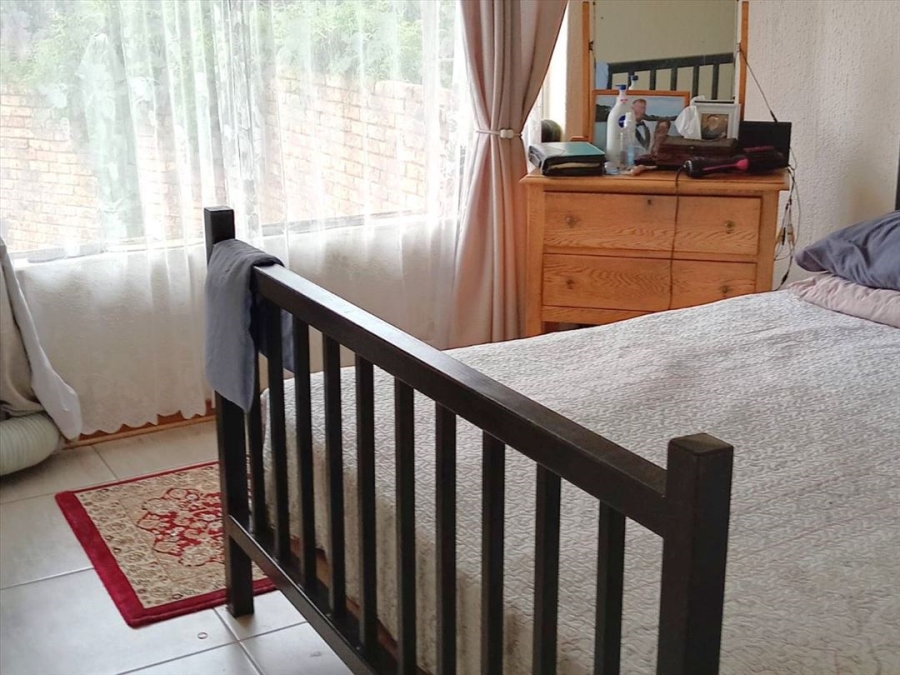 2 Bedroom Property for Sale in Birch Acres Gauteng