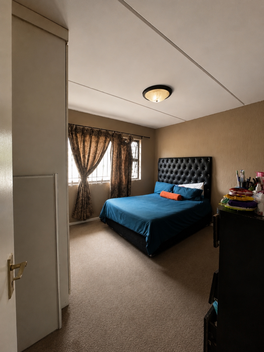 2 Bedroom Property for Sale in Sunninghill Gauteng