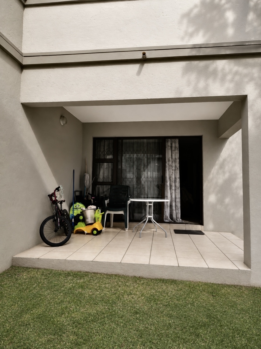 2 Bedroom Property for Sale in Sunninghill Gauteng