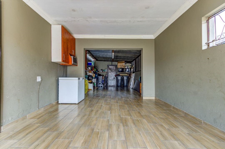 3 Bedroom Property for Sale in Birch Acres Gauteng