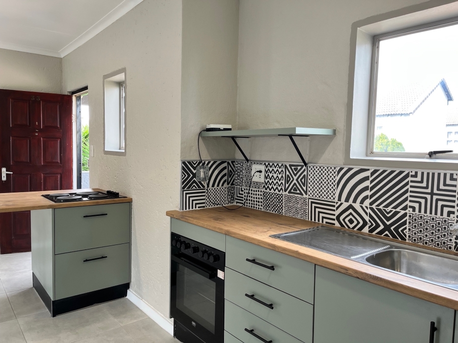 2 Bedroom Property for Sale in Magaliessig Gauteng