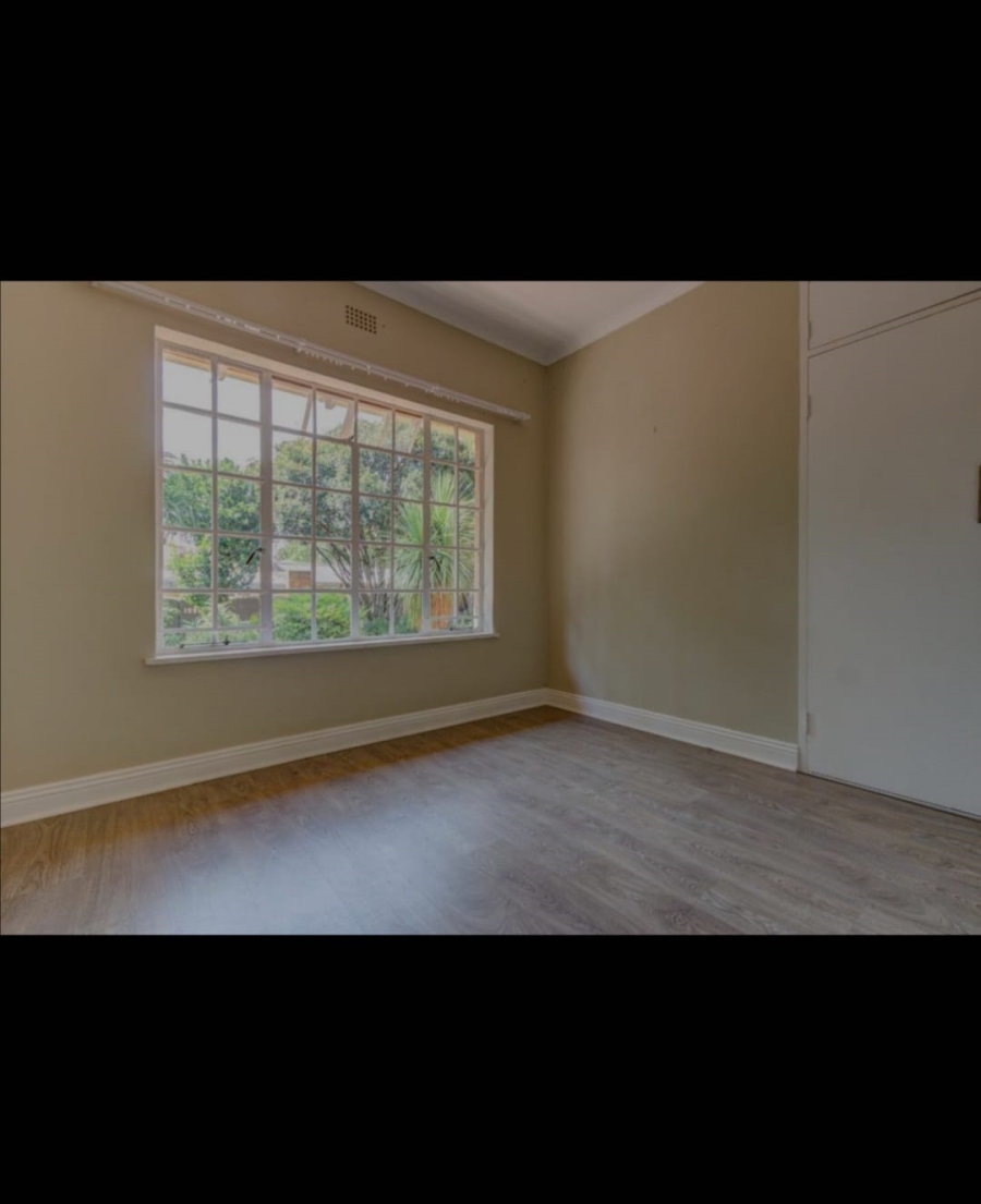 4 Bedroom Property for Sale in Glen Marais Gauteng