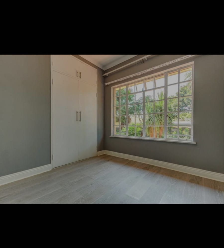 4 Bedroom Property for Sale in Glen Marais Gauteng