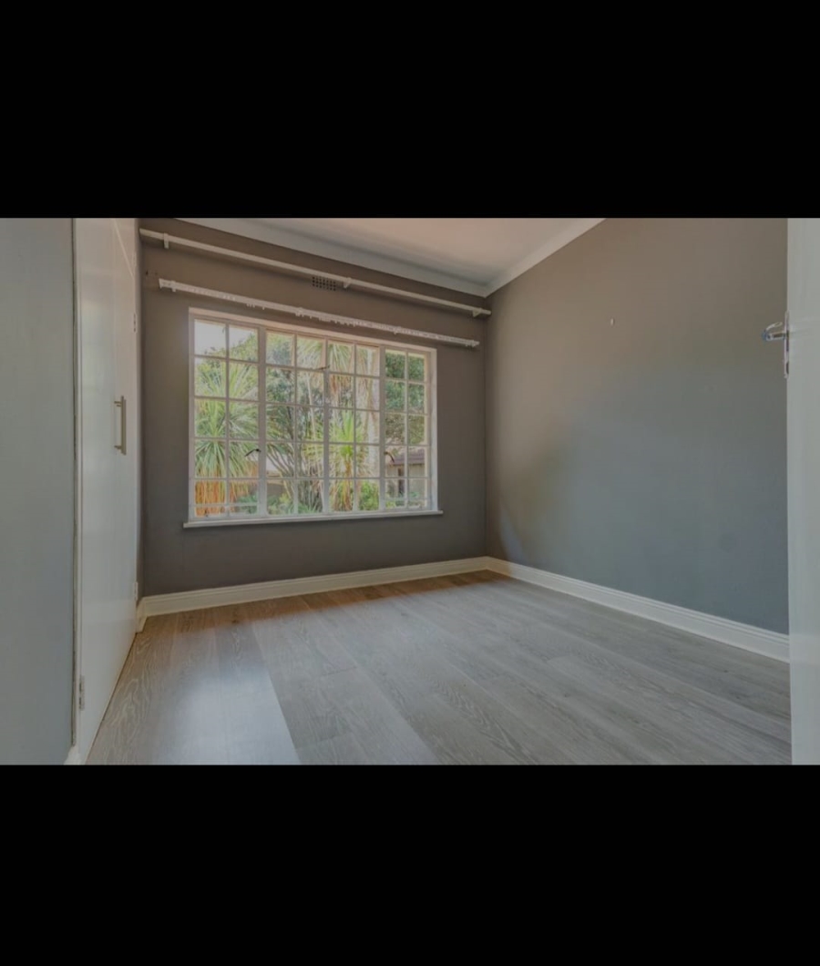 4 Bedroom Property for Sale in Glen Marais Gauteng