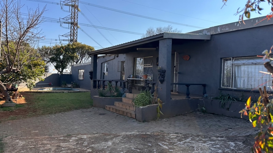 4 Bedroom Property for Sale in Klopperpark Gauteng