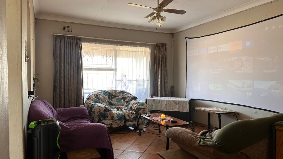 4 Bedroom Property for Sale in Klopperpark Gauteng