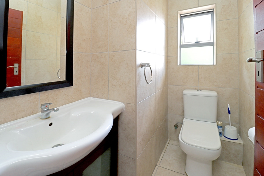 5 Bedroom Property for Sale in Glenhazel Gauteng
