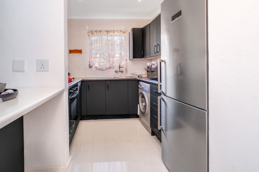 2 Bedroom Property for Sale in Bryanston Gauteng