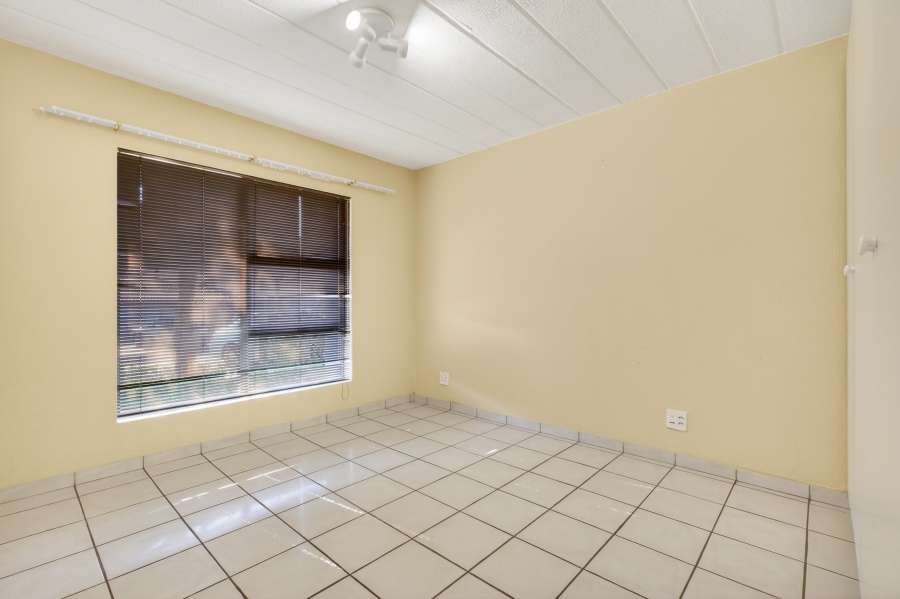 2 Bedroom Property for Sale in Johannesburg North Gauteng