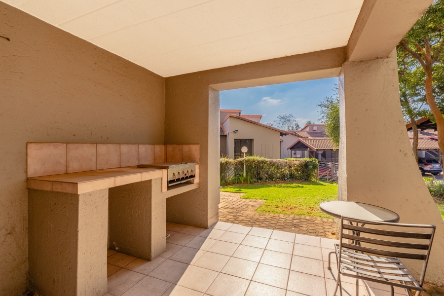 2 Bedroom Property for Sale in Johannesburg North Gauteng