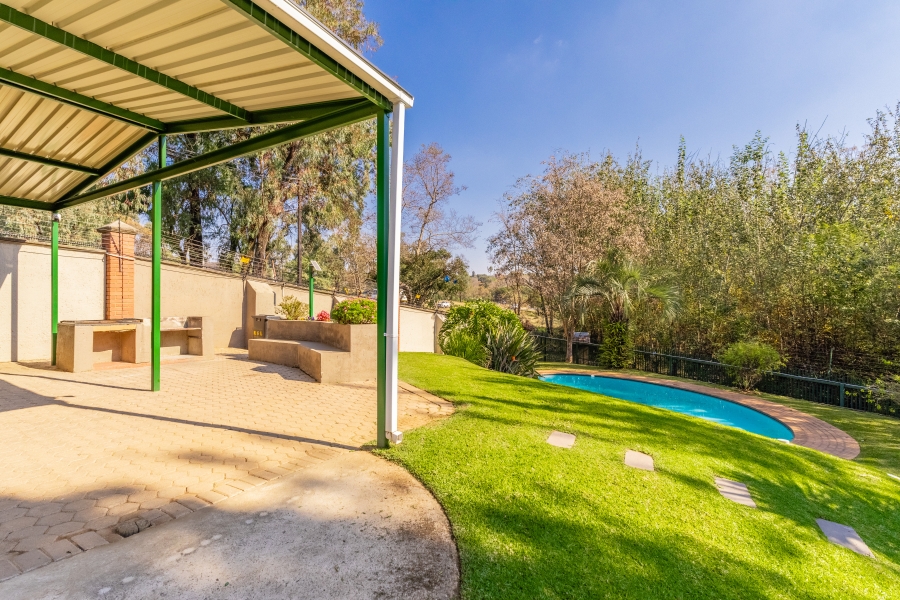 2 Bedroom Property for Sale in Johannesburg North Gauteng