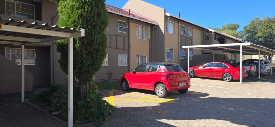 2 Bedroom Property for Sale in Verwoerdpark Gauteng