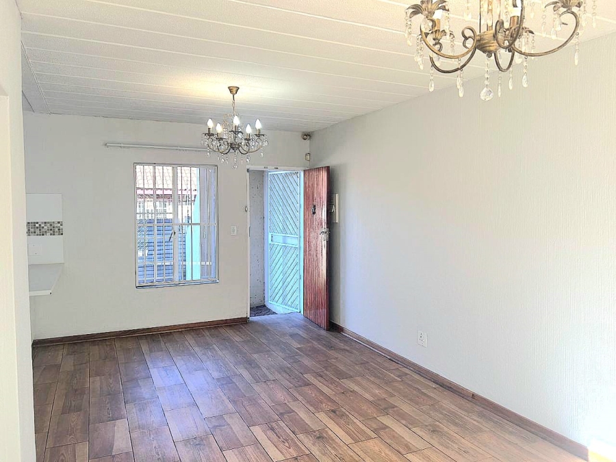 2 Bedroom Property for Sale in Highveld Gauteng