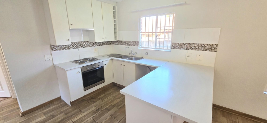 2 Bedroom Property for Sale in Highveld Gauteng