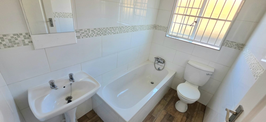 2 Bedroom Property for Sale in Highveld Gauteng