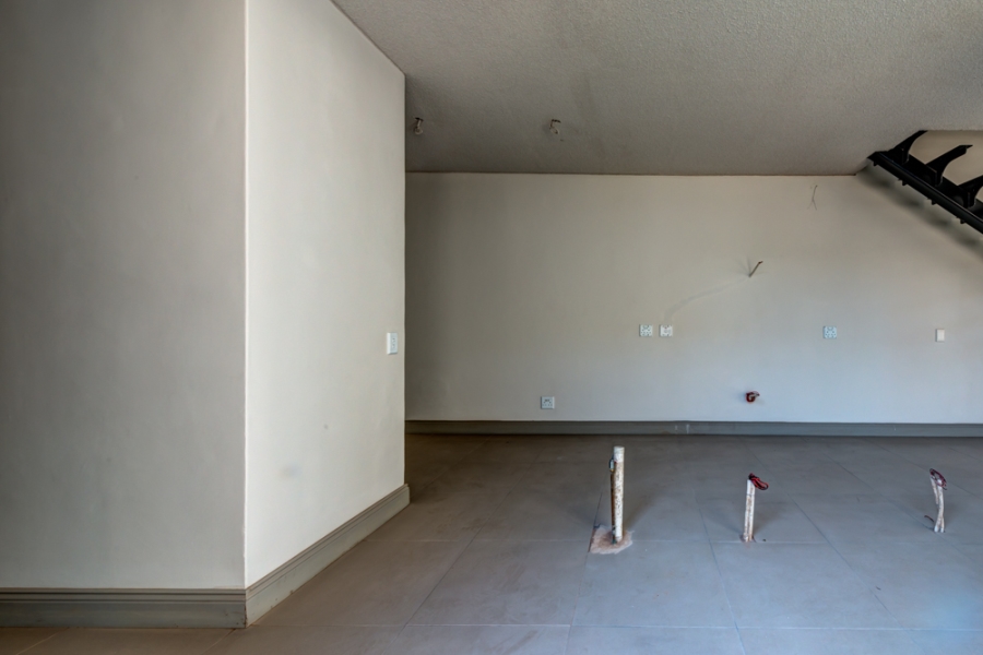 To Let 4 Bedroom Property for Rent in Waterkloof Ridge Gauteng