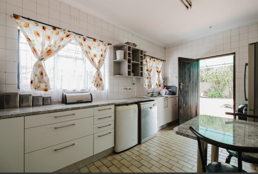 3 Bedroom Property for Sale in Roseacre Gauteng