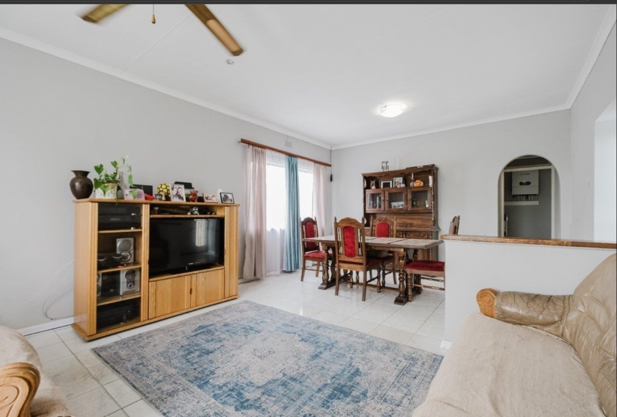 3 Bedroom Property for Sale in Roseacre Gauteng