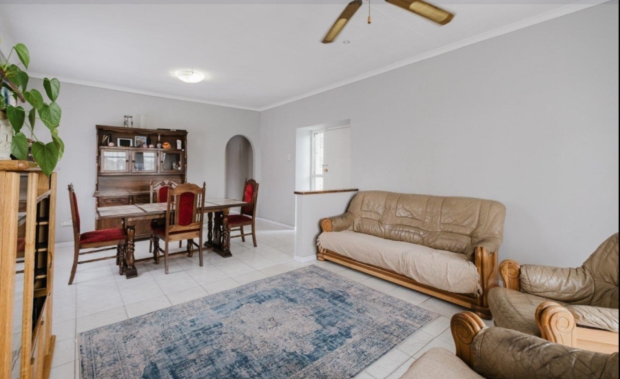 3 Bedroom Property for Sale in Roseacre Gauteng