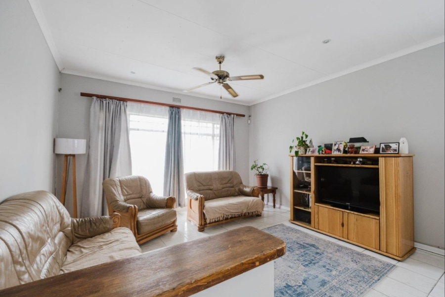 3 Bedroom Property for Sale in Roseacre Gauteng