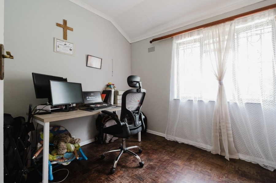 3 Bedroom Property for Sale in Roseacre Gauteng