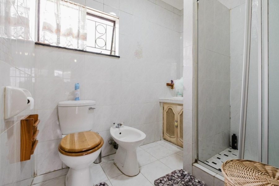3 Bedroom Property for Sale in Roseacre Gauteng