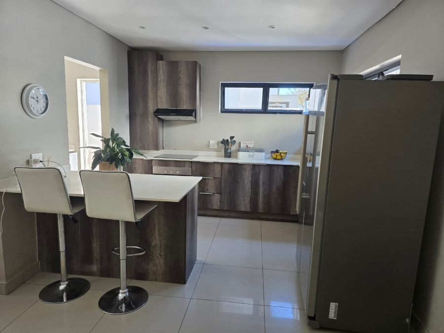 To Let 3 Bedroom Property for Rent in Equestria Gauteng
