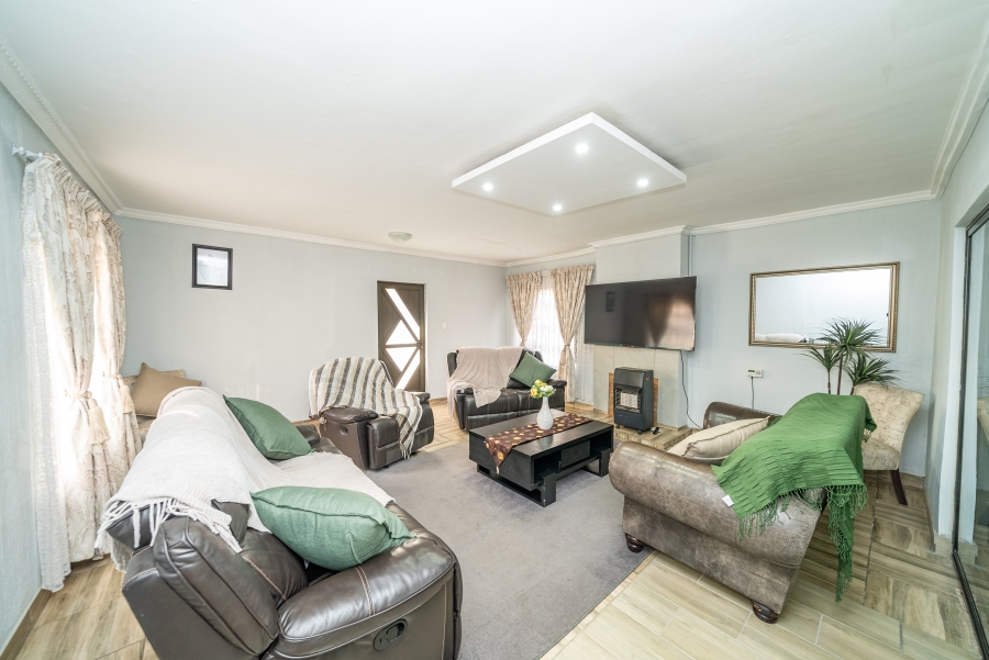 3 Bedroom Property for Sale in Dalpark Gauteng
