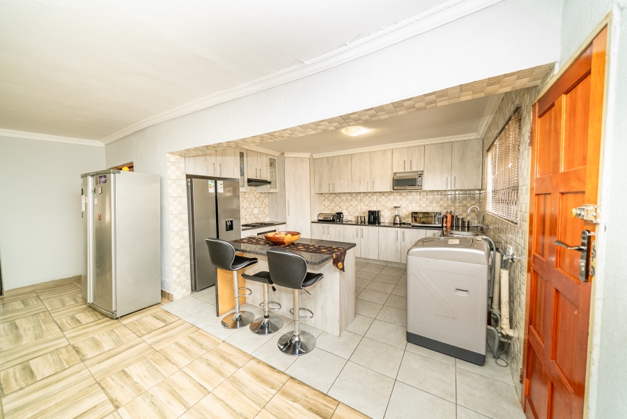 3 Bedroom Property for Sale in Dalpark Gauteng