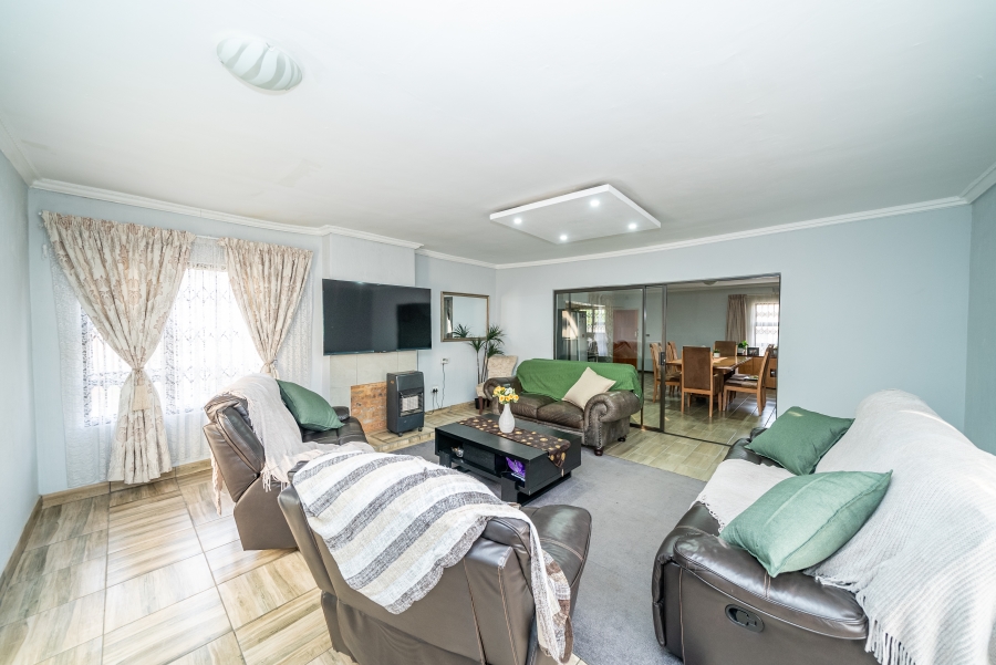 3 Bedroom Property for Sale in Dalpark Gauteng