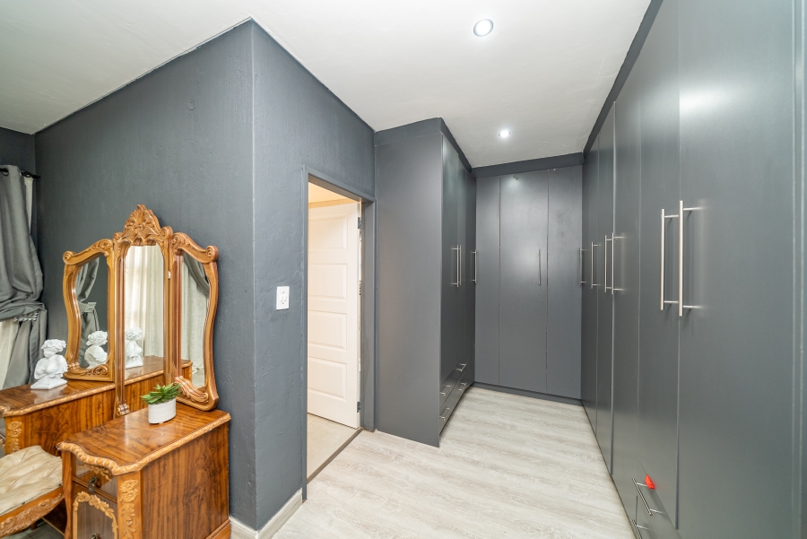 3 Bedroom Property for Sale in Dalpark Gauteng