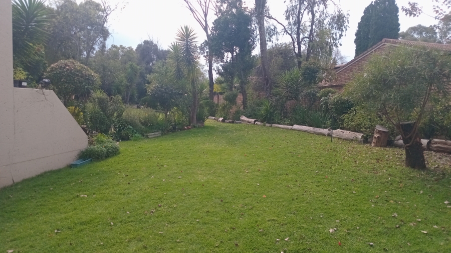 1 Bedroom Property for Sale in Bryanston Gauteng