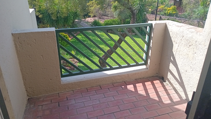 1 Bedroom Property for Sale in Bryanston Gauteng