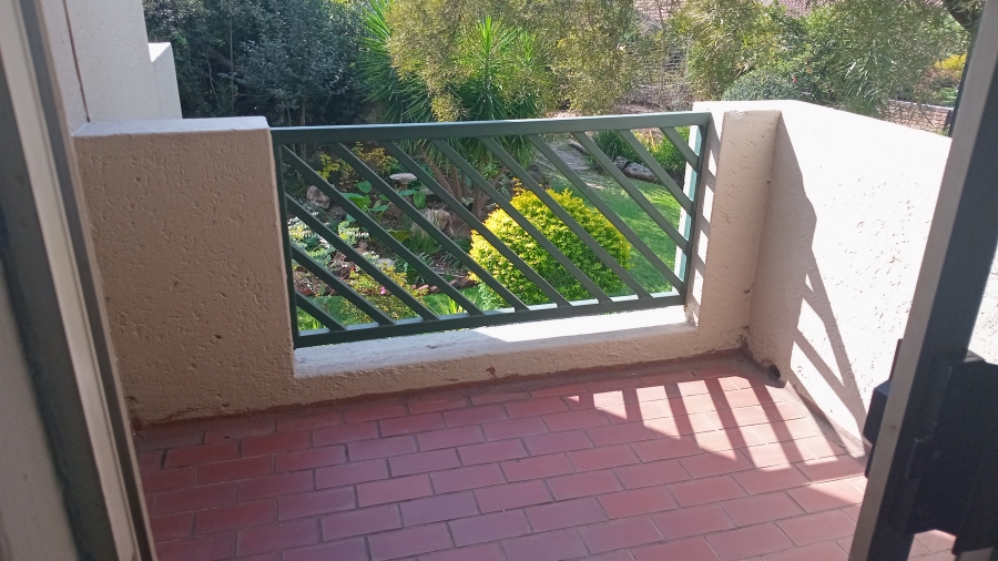 1 Bedroom Property for Sale in Bryanston Gauteng