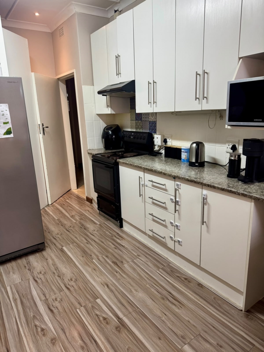 4 Bedroom Property for Sale in Orange Grove Gauteng