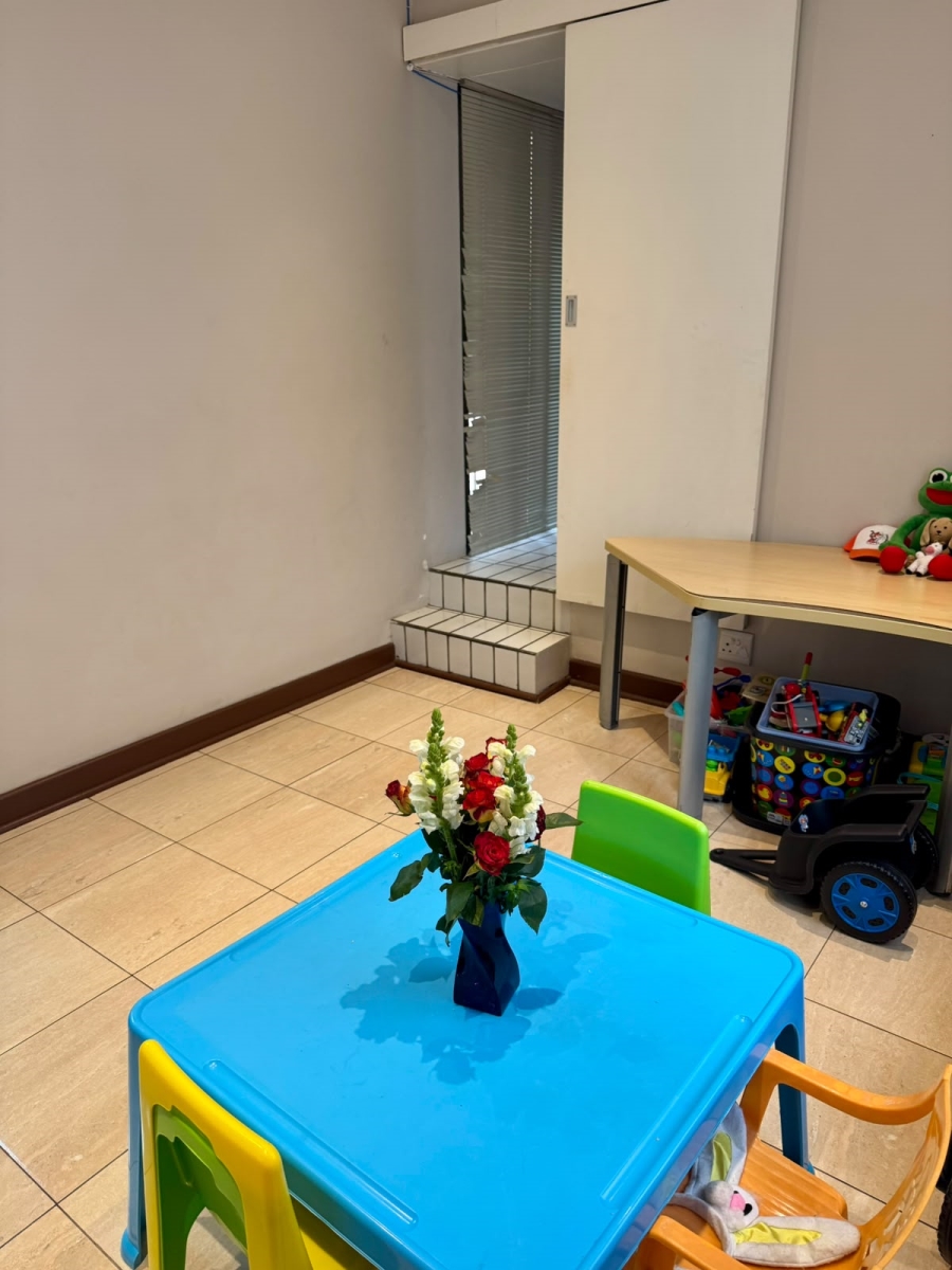 4 Bedroom Property for Sale in Orange Grove Gauteng