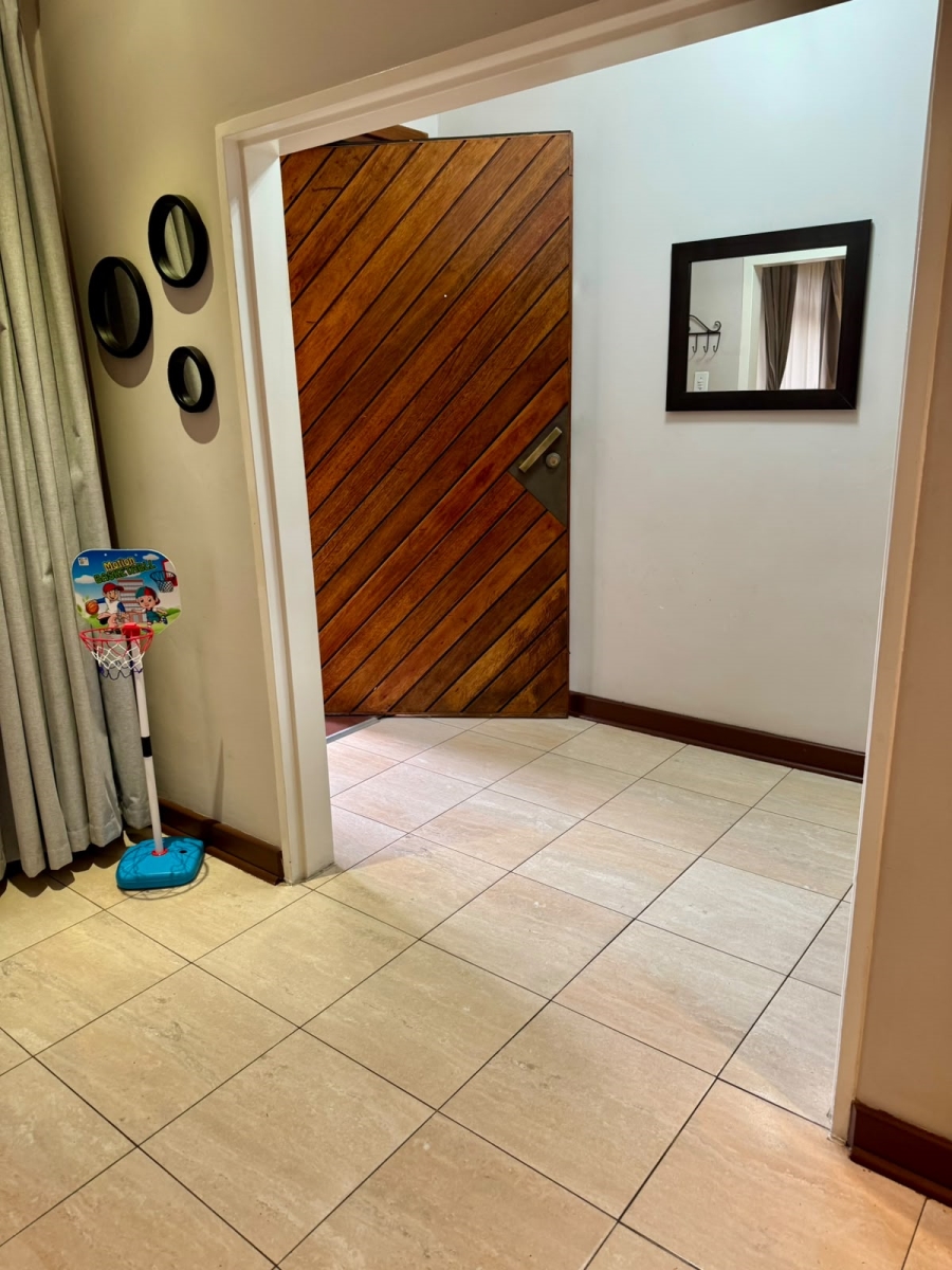 4 Bedroom Property for Sale in Orange Grove Gauteng