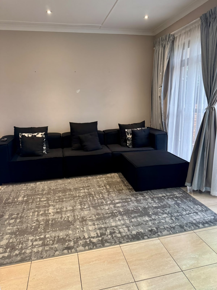 4 Bedroom Property for Sale in Orange Grove Gauteng
