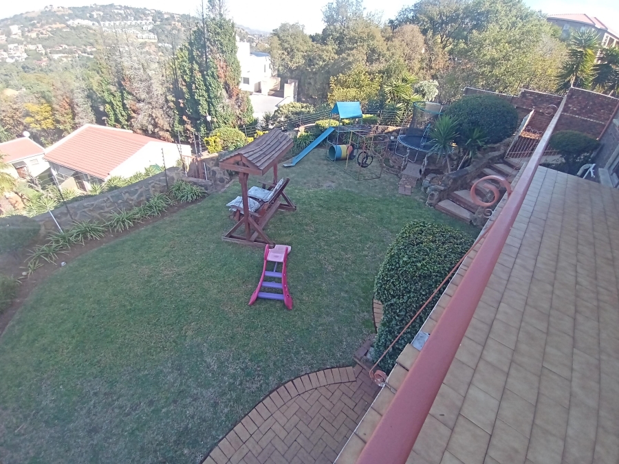 4 Bedroom Property for Sale in Bassonia Gauteng