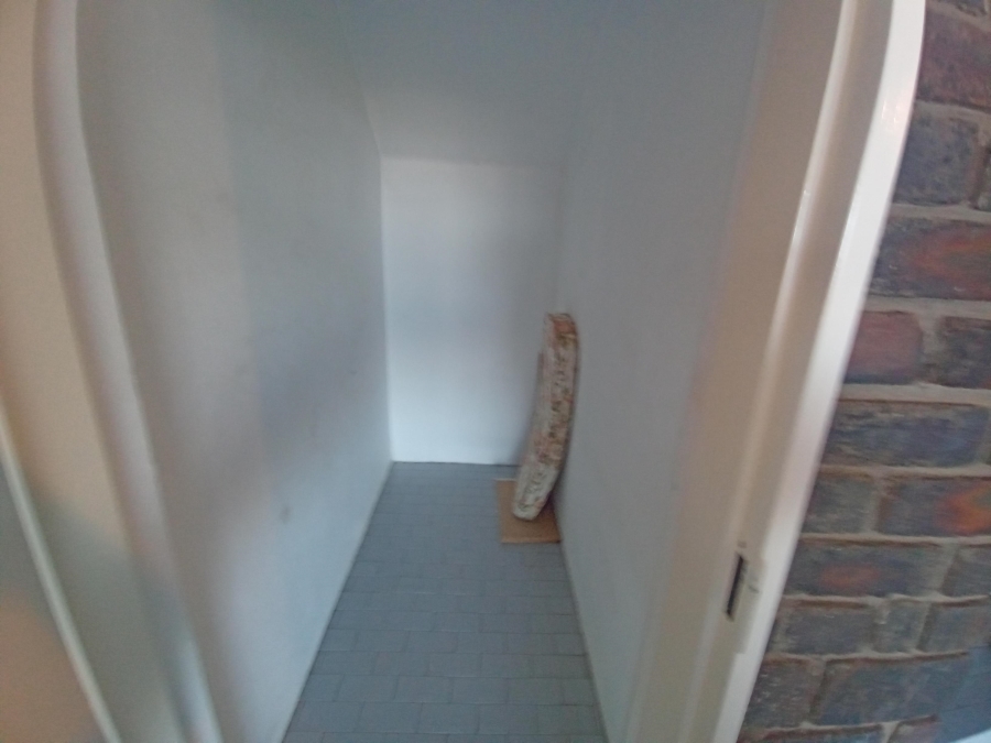 4 Bedroom Property for Sale in Bassonia Gauteng