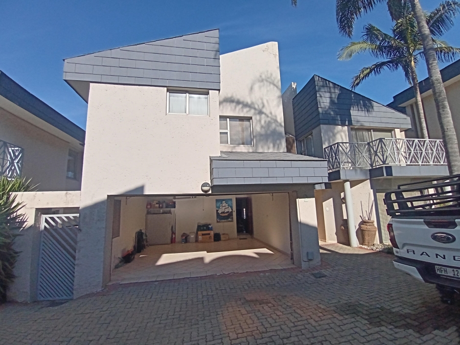 4 Bedroom Property for Sale in Bassonia Gauteng