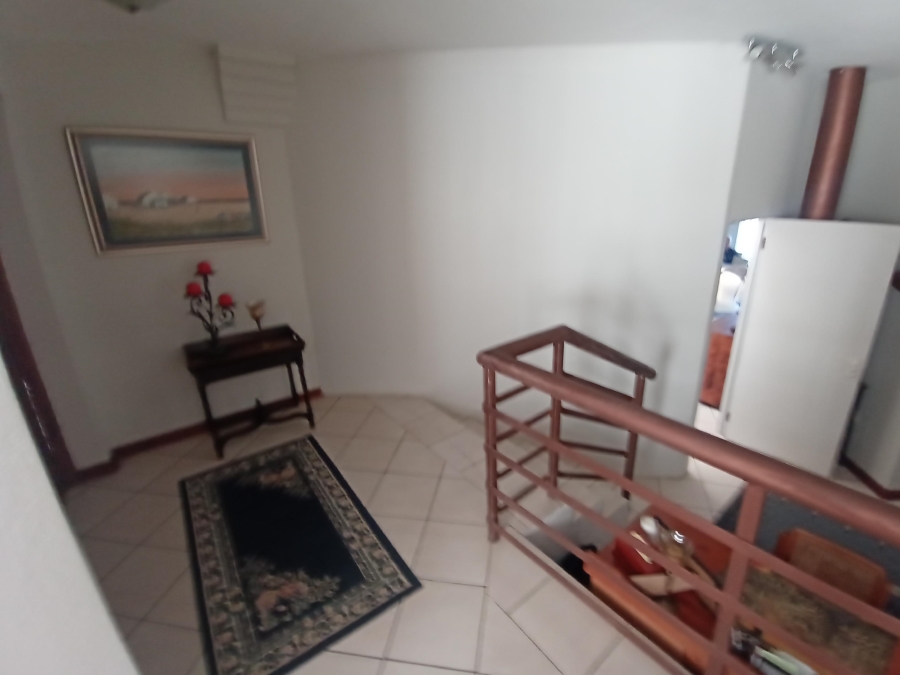4 Bedroom Property for Sale in Bassonia Gauteng