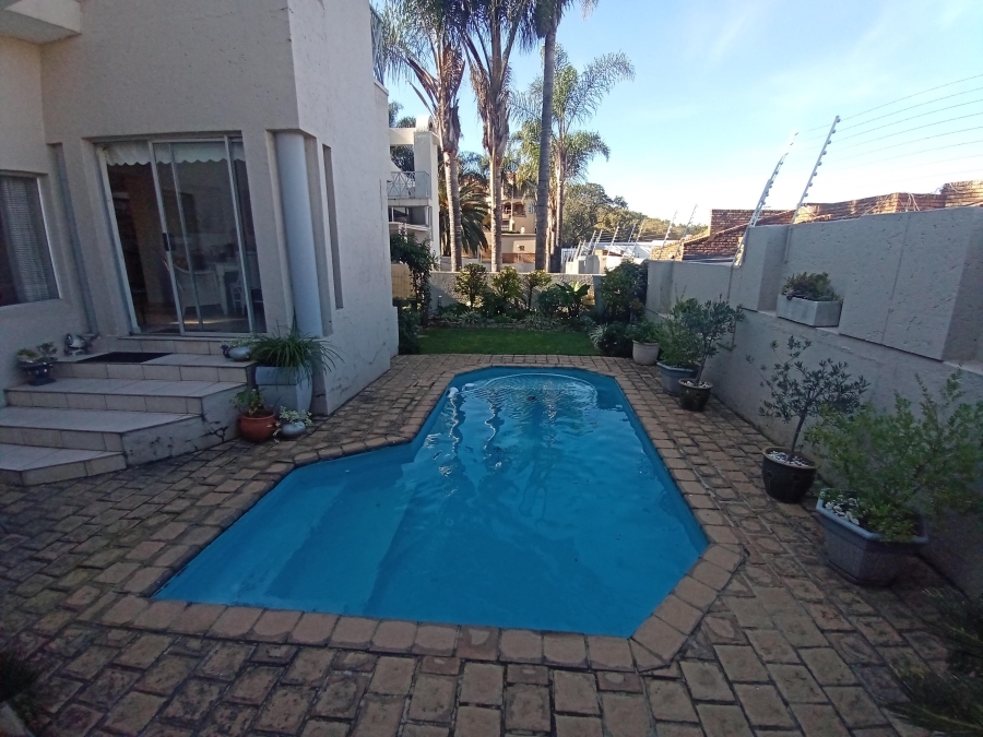 4 Bedroom Property for Sale in Bassonia Gauteng