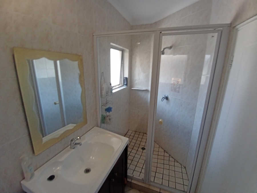 4 Bedroom Property for Sale in Bassonia Gauteng