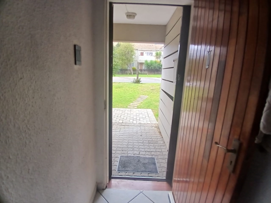 2 Bedroom Property for Sale in Eden Glen Gauteng