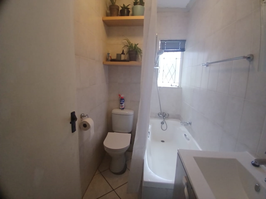 2 Bedroom Property for Sale in Eden Glen Gauteng
